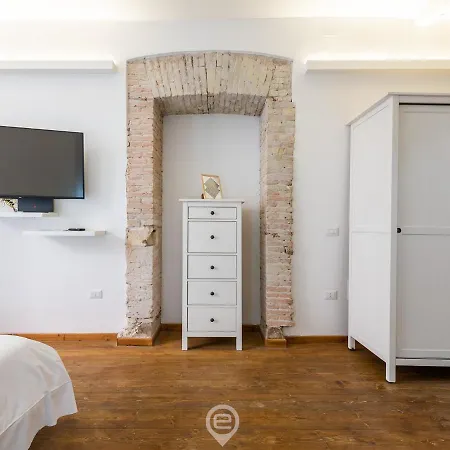 아파트 Old Town Loft